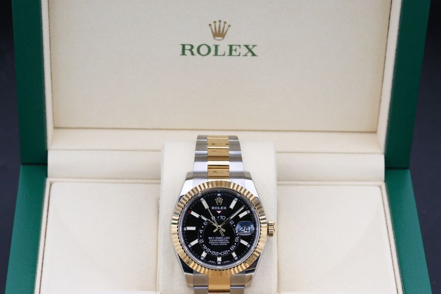 Rolex Sky-Dweller 326933